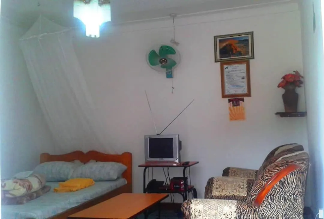 ***  Tourist Nest Hotel Kampala Uganda